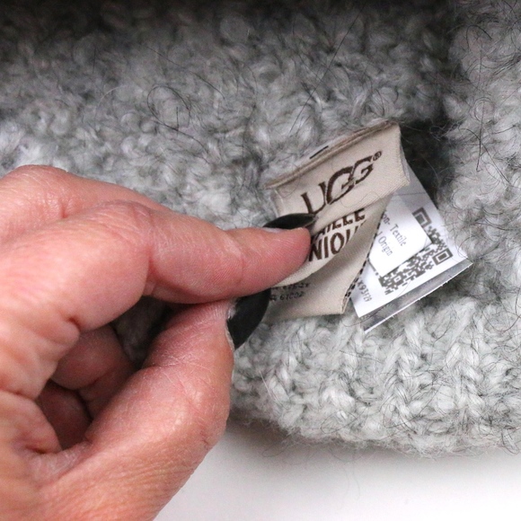 UGG Solid Lofty Snood Mohair Wool Neck Scarf NEW! - Picture 5 of 6